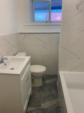 Private Room Steps To University Of Ottawa Downtown